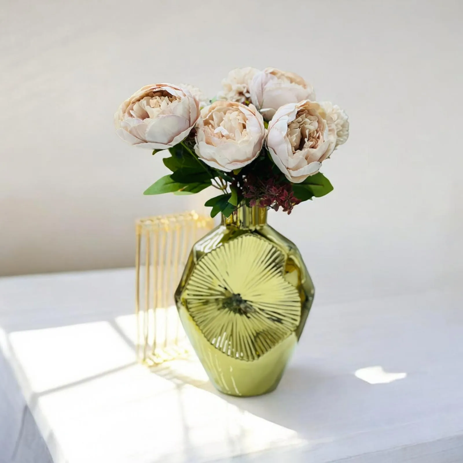 Vase Gold – Céramique Dorée Bulbe - image 4