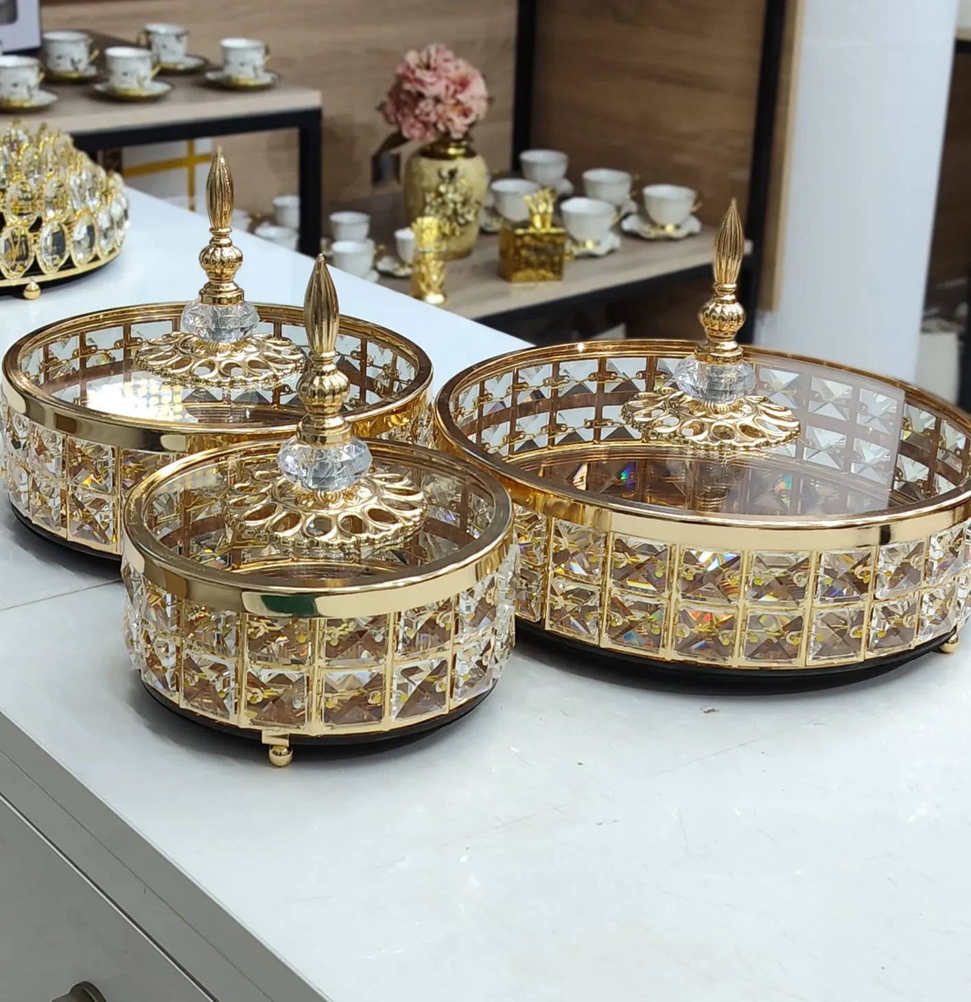 Série Bonbonières en Cristal Luxe – Collection Prestige Art de Table - image 2