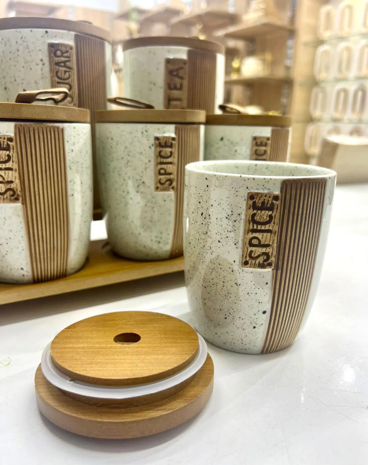 Ensemble de bocaux de cuisine en bambou et céramique01 - image 2