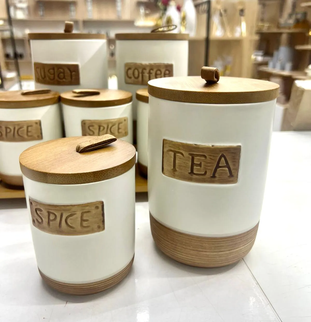 Ensemble de bocaux de cuisine en bambou et céramique - image 3